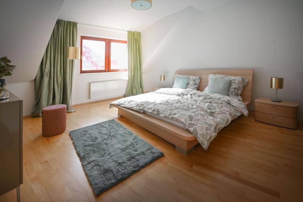 V Centru Deni Apartment Olomouc Luaran gambar